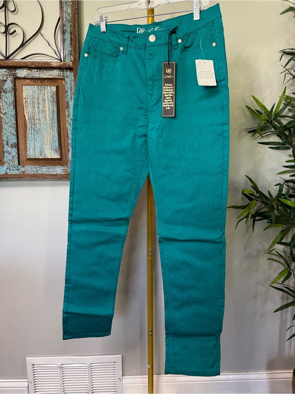 DG2 by Diane Gilman Teal High-Rise Women’s Jeans NWT 12T
